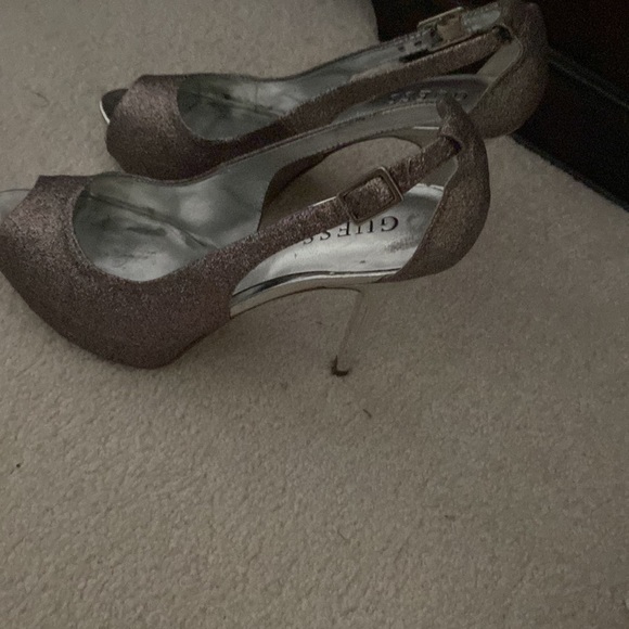 Women guess glitter high heels open toe shoes size 71/2 - Picture 3 of 3